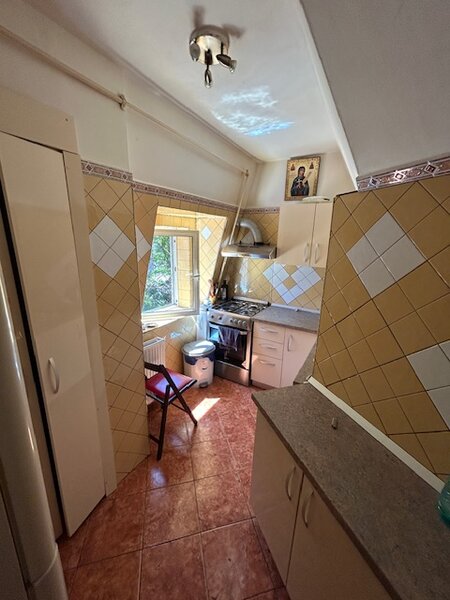 Centrul Vechi, Filitti, langa Strada Franceza mansarda pretabil investitie