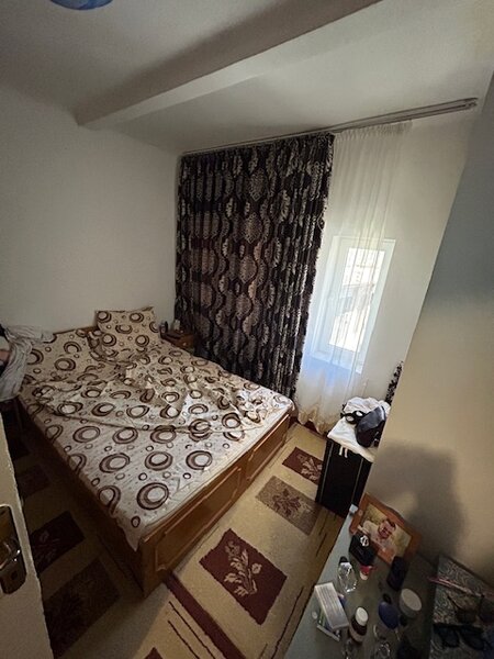 Centrul Vechi, Filitti, langa Strada Franceza mansarda pretabil investitie
